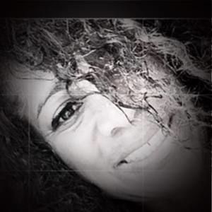 Meet your Posher, Felicia